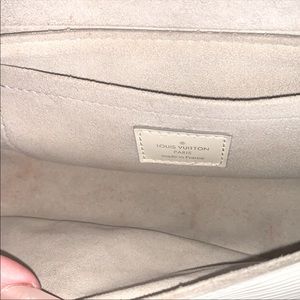 Louis Vuitton Epi Montaigne Clutch